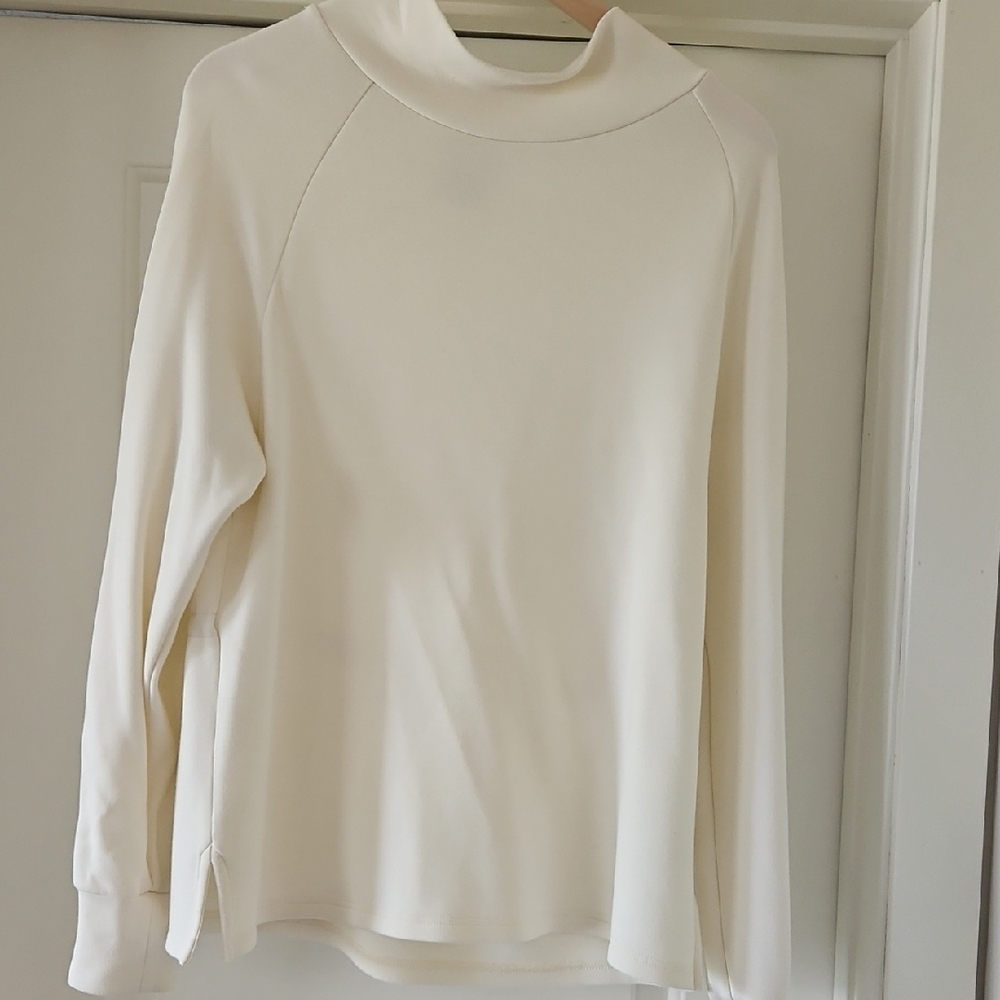 Varley Off-White Long Sleeve Top